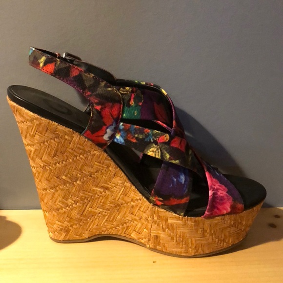 Guess wedge sandals - Picture 3 of 7